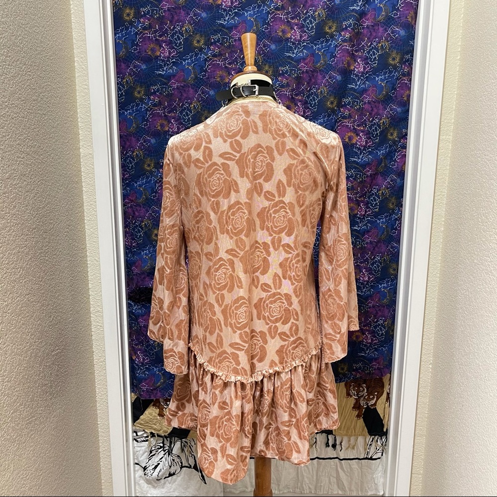 π Lovely Velvet ruffle cardigan - Picture 5 of 11